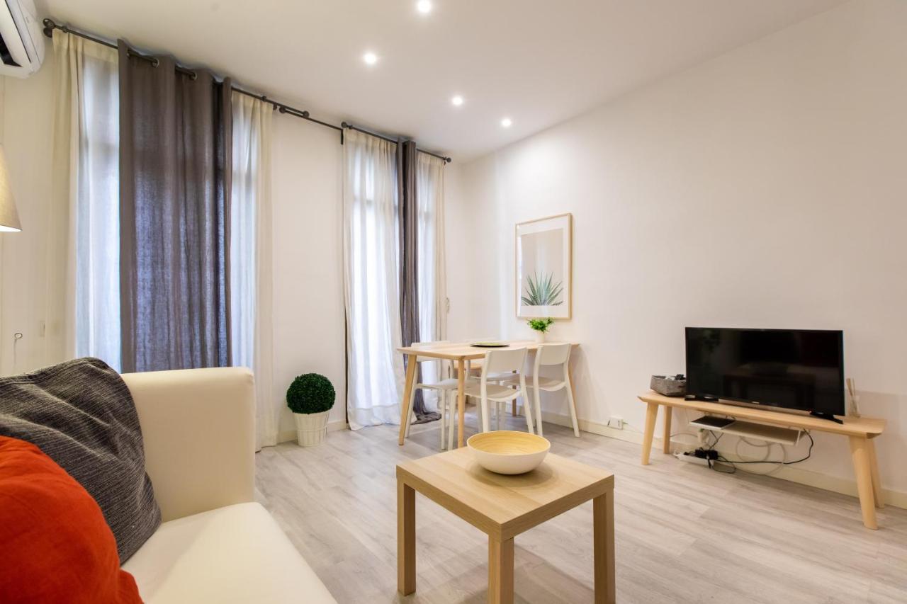 Pere Serafi 2 Bedroom Apartment Барселона Екстер'єр фото