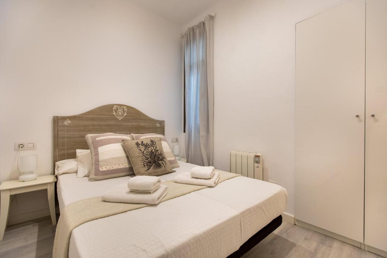 Pere Serafi 2 Bedroom Apartment Барселона Екстер'єр фото