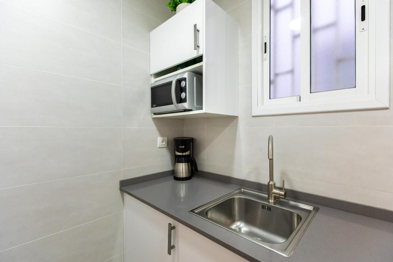 Pere Serafi 2 Bedroom Apartment Барселона Екстер'єр фото