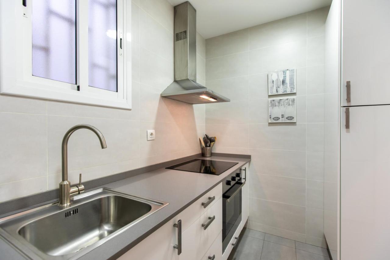 Pere Serafi 2 Bedroom Apartment Барселона Екстер'єр фото