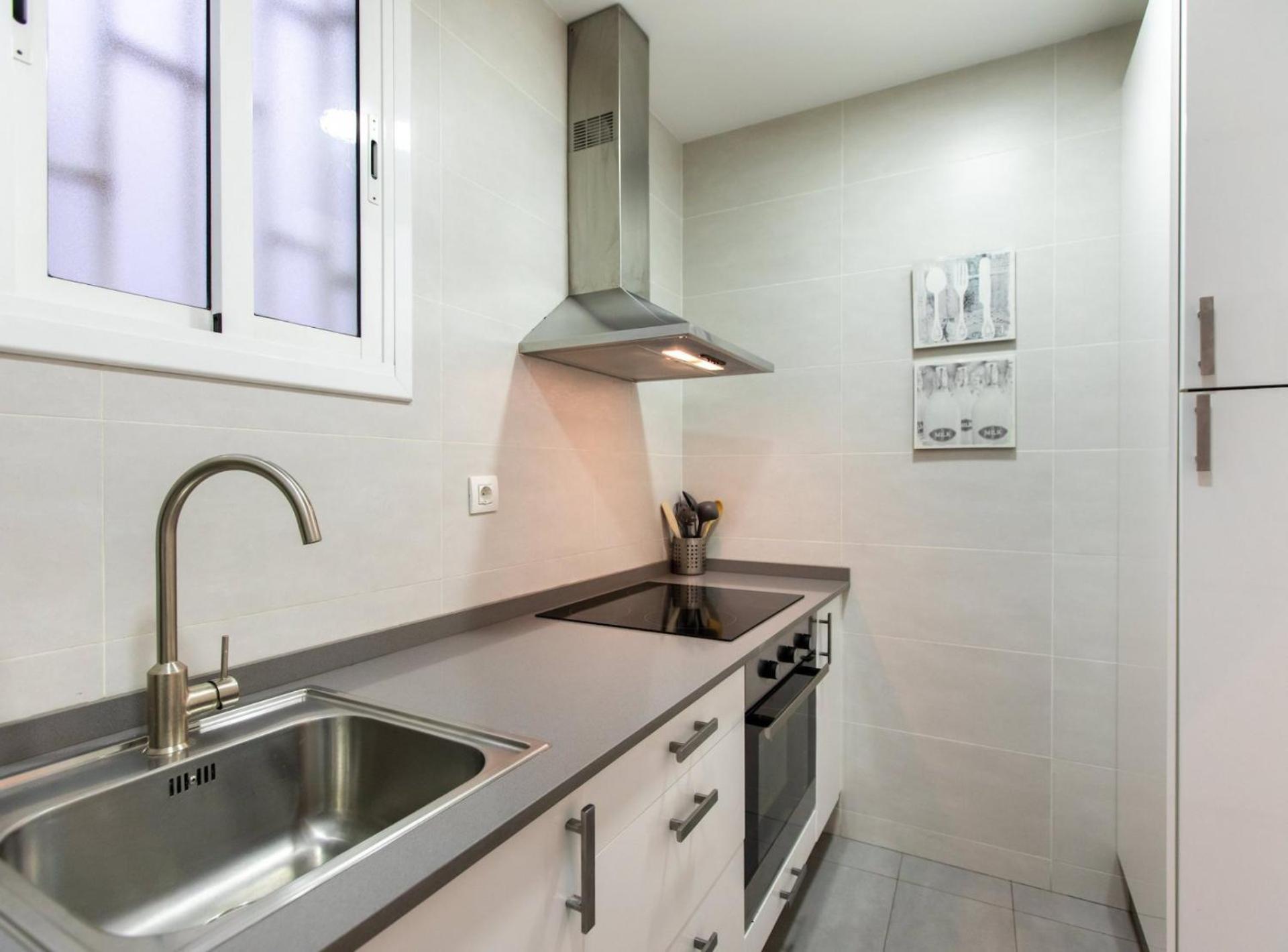 Pere Serafi 2 Bedroom Apartment Барселона Екстер'єр фото