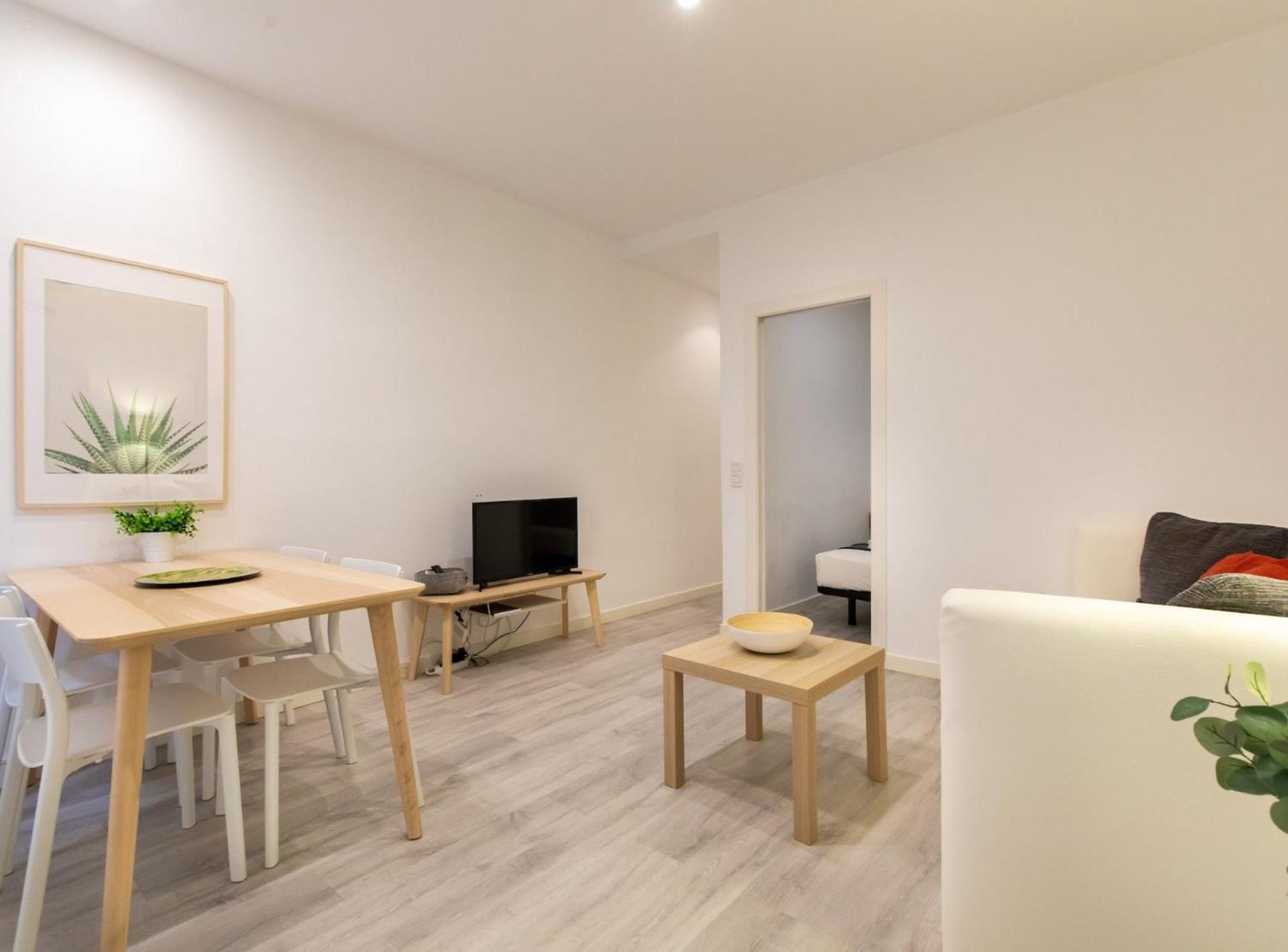 Pere Serafi 2 Bedroom Apartment Барселона Екстер'єр фото